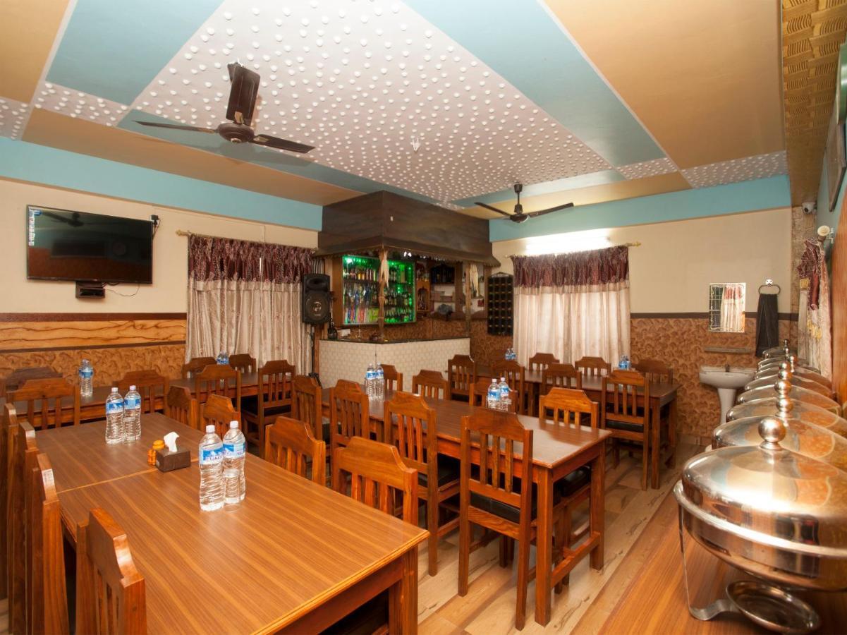 Hotel Point Pokhara Exterior foto